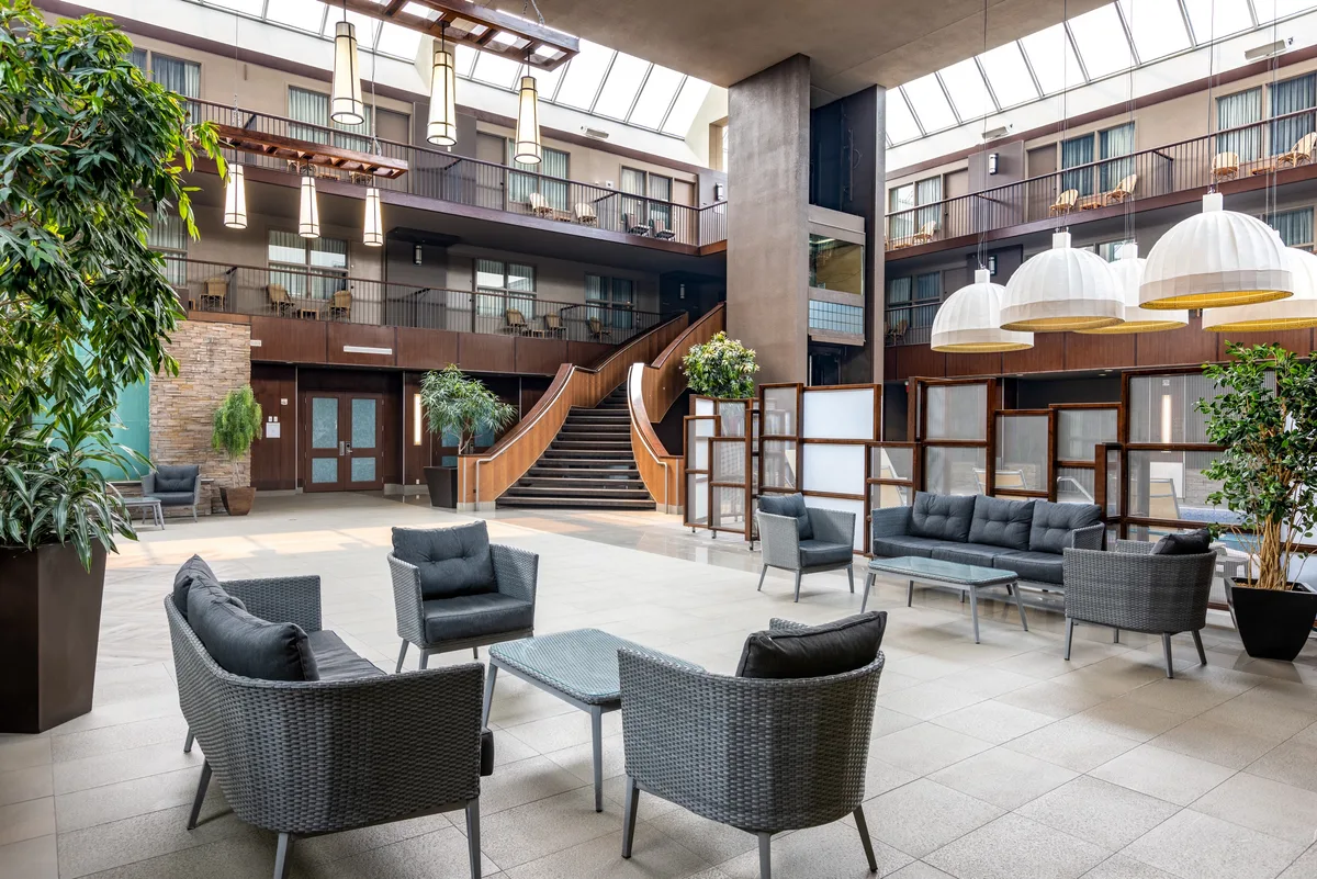 Atrium at the Delta Calgary South